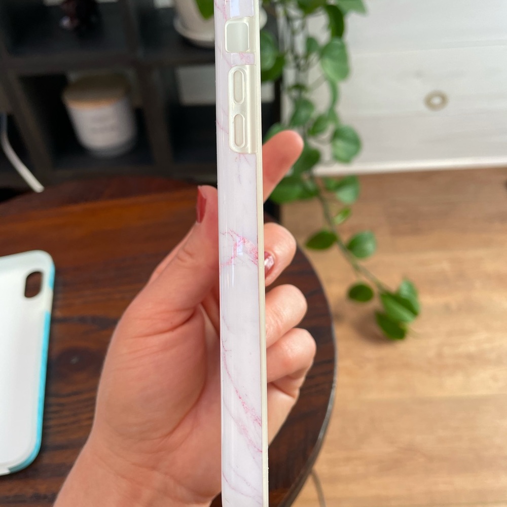 2 CASELY iPhone XR cases - Picture 11 of 12